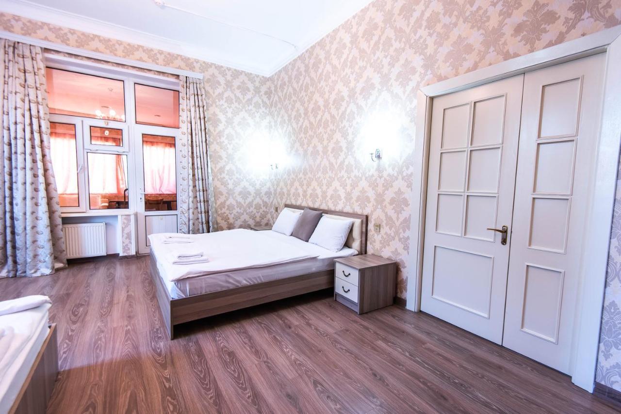 Damla Hotel Baky Esterno foto
