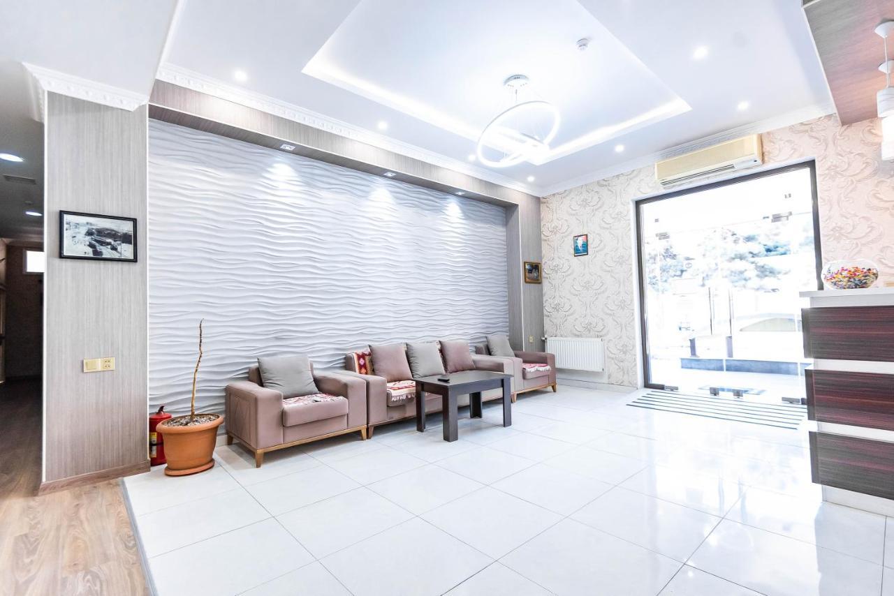 Damla Hotel Baky Esterno foto