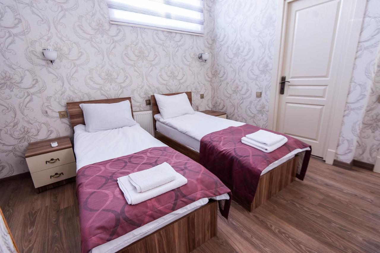 Damla Hotel Baky Esterno foto