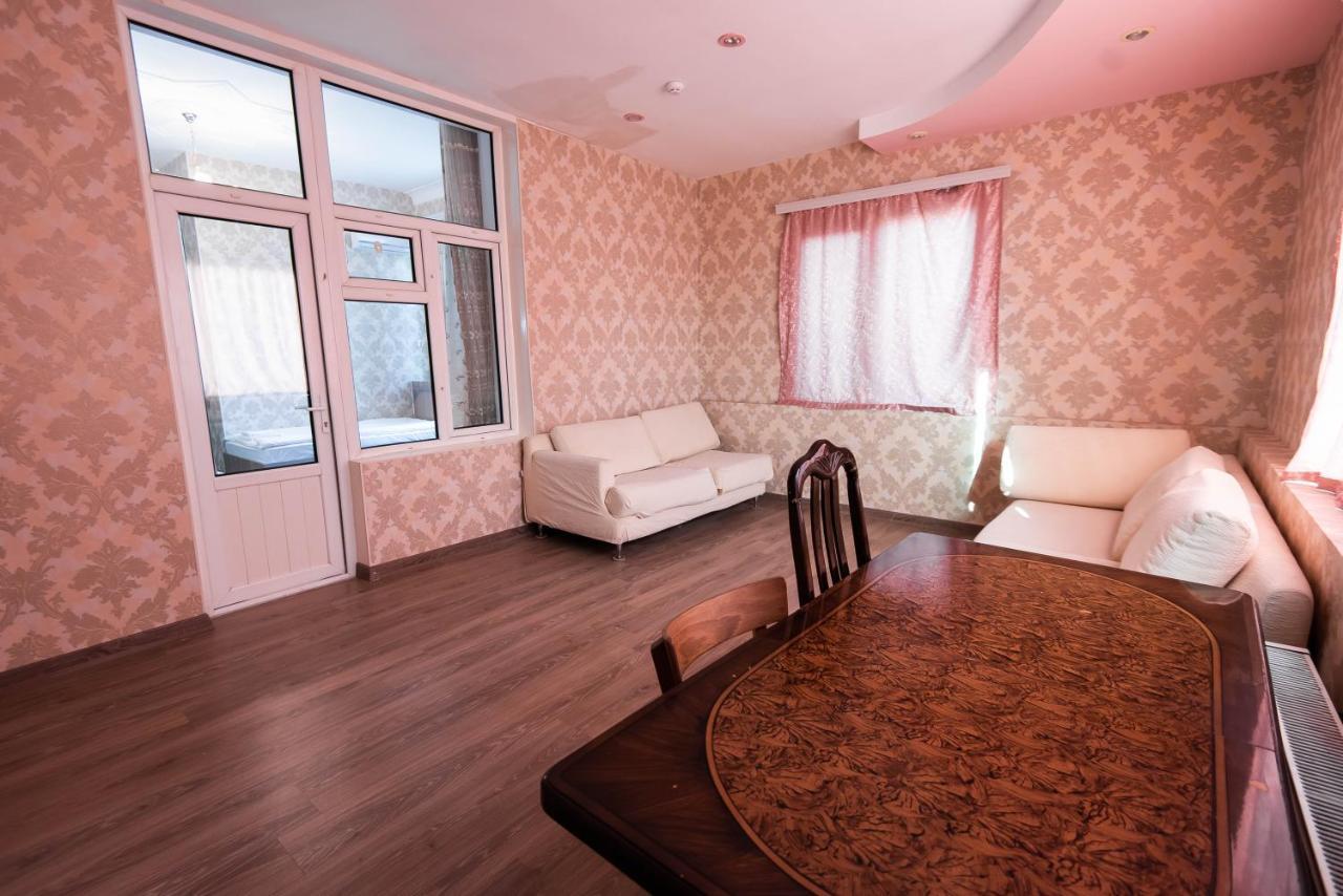 Damla Hotel Baky Esterno foto