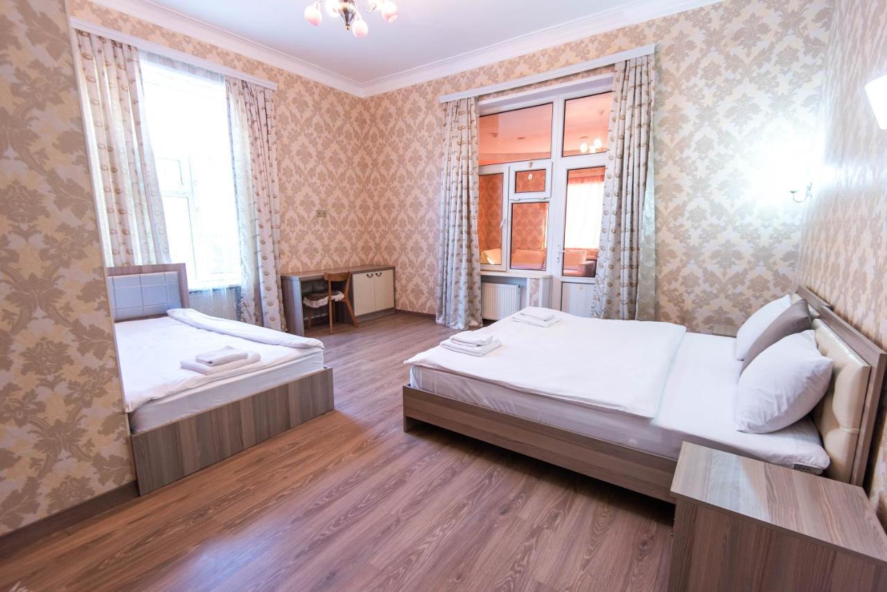 Damla Hotel Baky Esterno foto